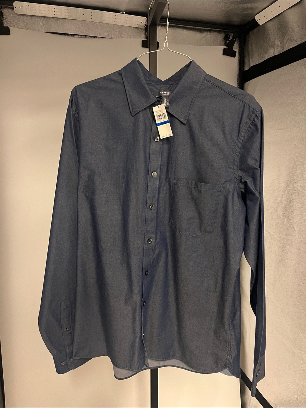 Van Heusen Navy Blue Long-Sleeve Dress Shirt